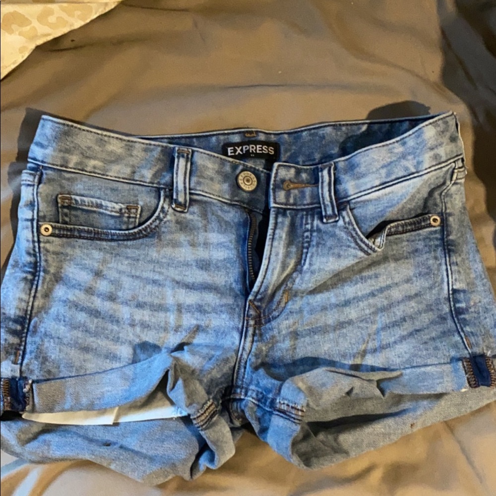 Express shorts